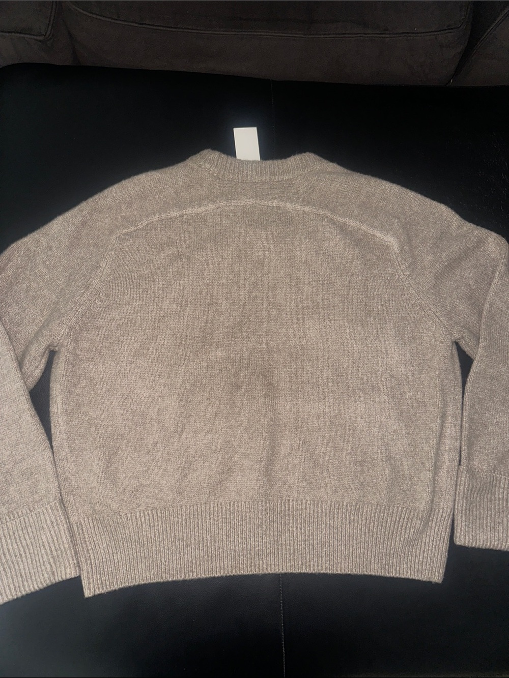 Abercrombie & Fitch
The A&F Madeline Dog Crew Sweater small NWT - Picture 5 of 6